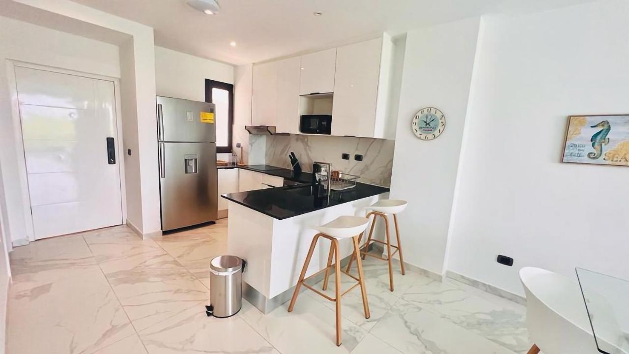 Luxury With Pool And Golf View Apartamento